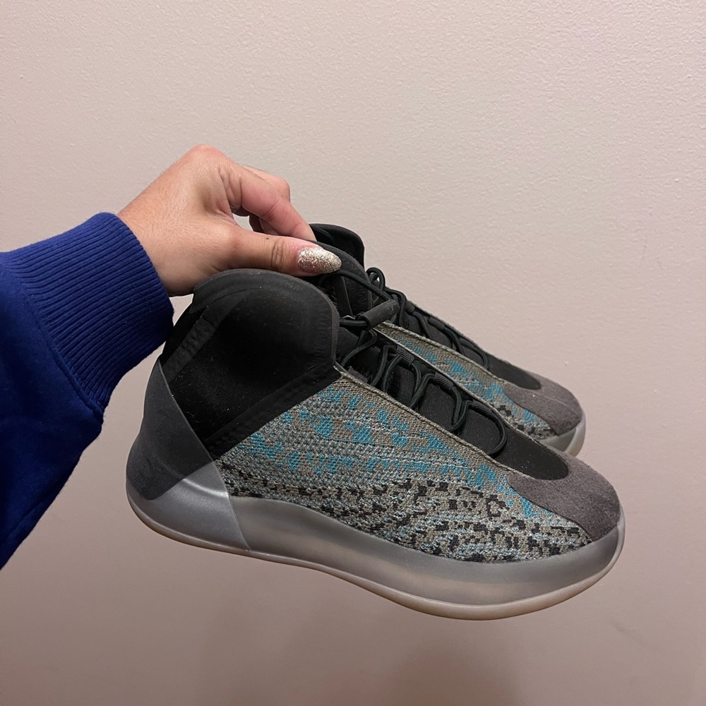 Yeezy Quantum Kids